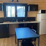 Confortable De 35m² Avec Terrasse - Api-1-52-488 * Le Fouilloux