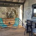 Confortable De 35m² Avec Terrasse - Api-1-52-488 Le Fouilloux