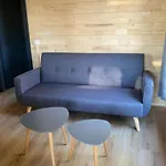 Confortable De 35m² Avec Terrasse - Api-1-52-488