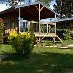 Confortable De 35m² Avec Terrasse - Api-1-52-488 Campsite *