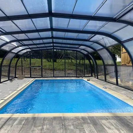 Camping Confortable De 35m² Avec Terrasse - Api-1-52-488