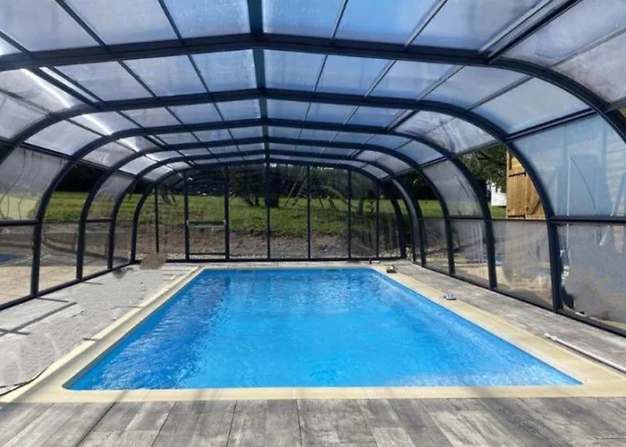 Camping Confortable De 35m² Avec Terrasse - Api-1-52-488