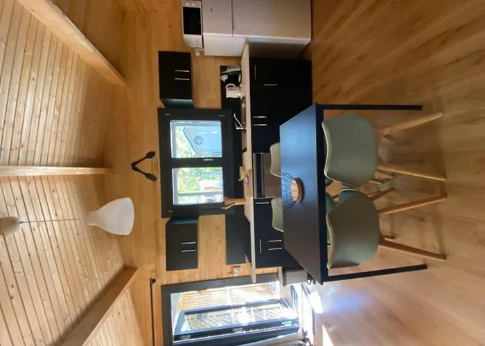 Confortable De 35m² Avec Terrasse - Api-1-52-488 Le Fouilloux